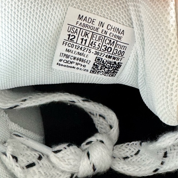 NWOT Reebok Classic White and Black Mens Sneakers size 12 - Picture 7 of 7